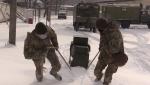 Майбутні хіміки Інституту танкових військ вправляються у розгортанні лабораторії